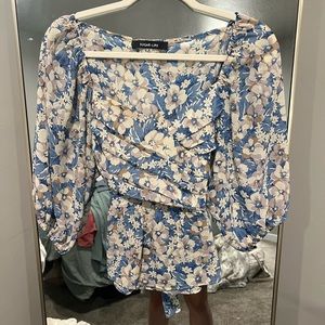 Boutique floral top size Medium